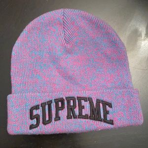 Supreme Skully hat NWOT 🔥